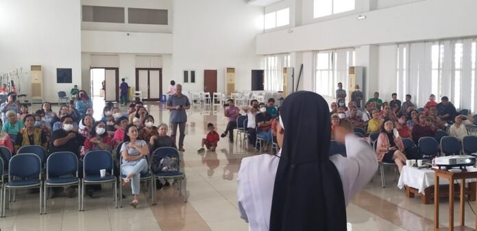 Butuh Kemauan, Kesabaran, dan Keberanian untuk Merawat Jenazah